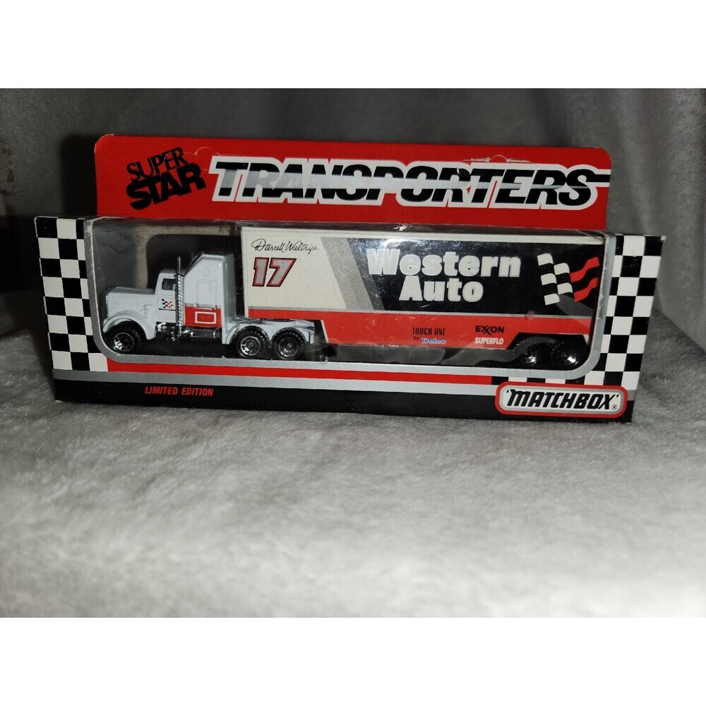 DARRELL WALTRIP # 17 WESTERN AUTO MATCHBOX 1991 SUPERSTAR TRANSPORTER